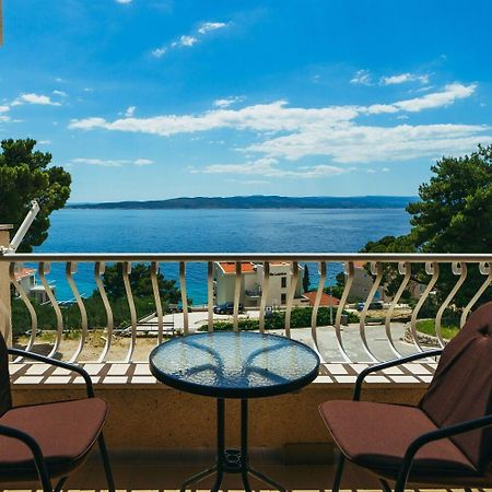 Apartments Lovre - Close To The Sea Brela Εξωτερικό φωτογραφία