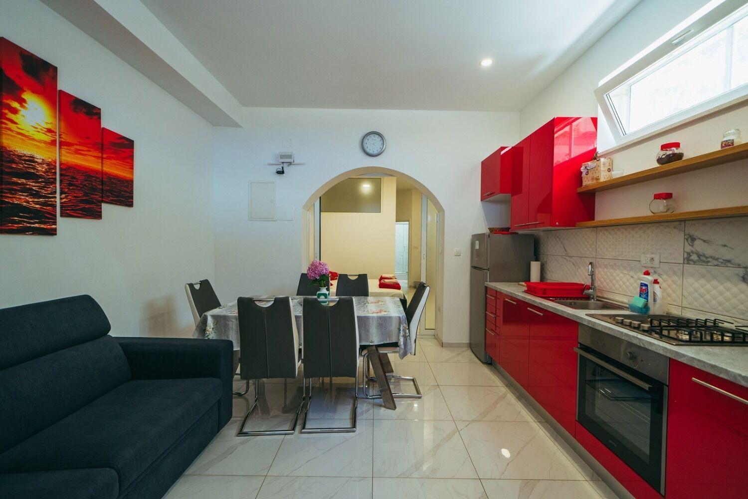 Apartments Lovre - Close To The Sea Brela Εξωτερικό φωτογραφία