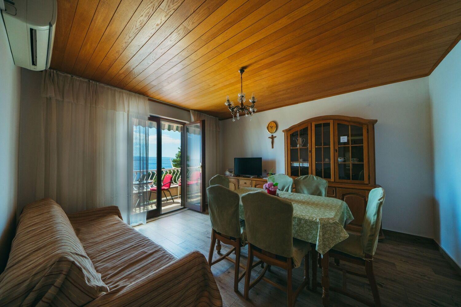 Apartments Lovre - Close To The Sea Brela Εξωτερικό φωτογραφία