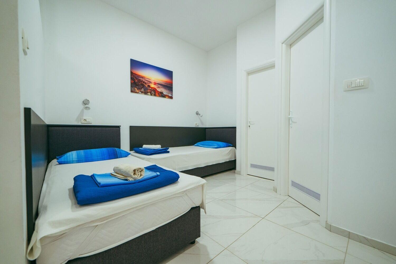 Apartments Lovre - Close To The Sea Brela Εξωτερικό φωτογραφία